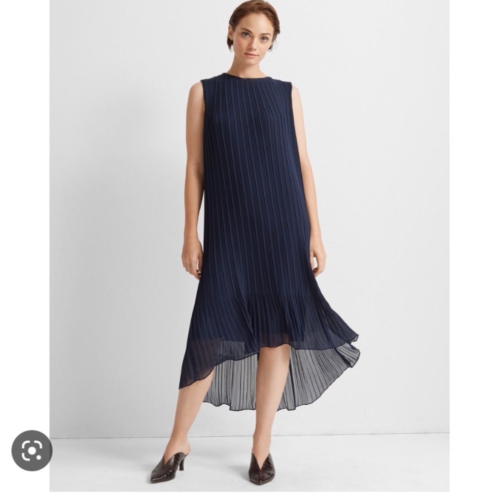 Club Monaco Pleated High Low Dress - Navy size 4